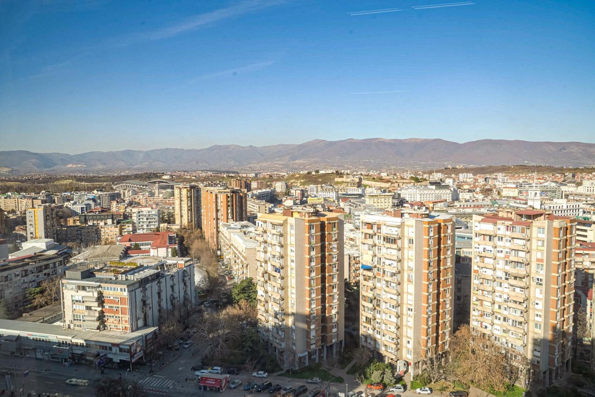 180° View Apartment In Diamond Building Skopje Exteriör bild